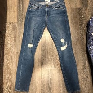 FRAME Le Skinny de Jeanne